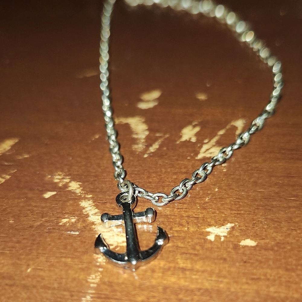 Silver Anchor Pendant Necklace